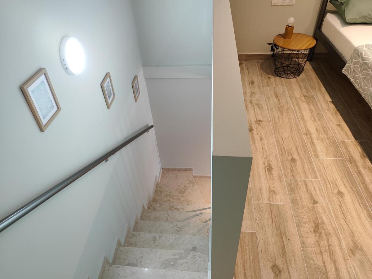 Kamares Suites 2 Nea Kallikrateia エクステリア 写真